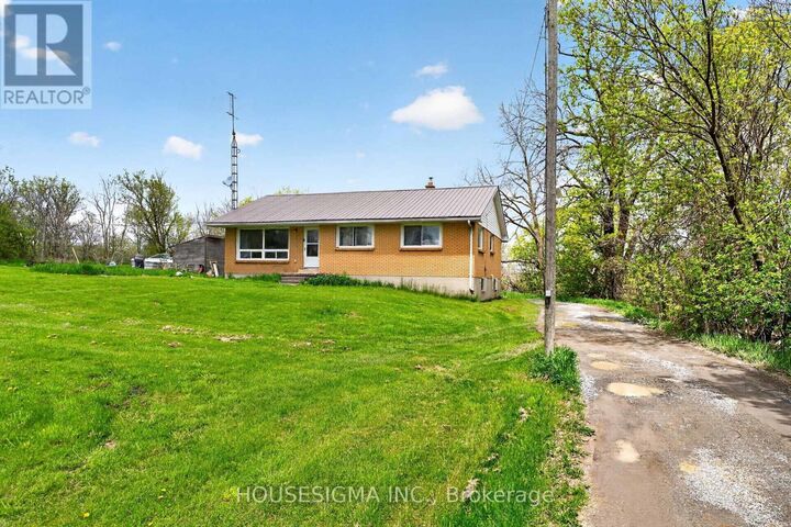 Property Photo:  2418-2420 Rutledge Road  ON K0H 2T0 