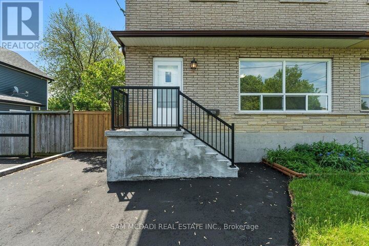 Property Photo:  325 Banff Avenue  ON L1J 1L7 
