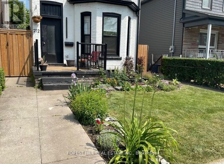 Property Photo:  212 Gibson Avenue  ON L8L 6K1 