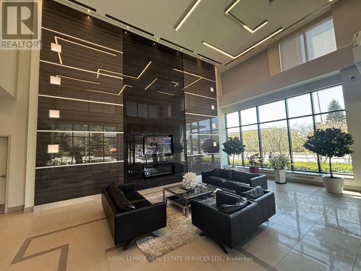 Property Photo:  3975 Grand Park Drive 3401  ON L5B 0K4 
