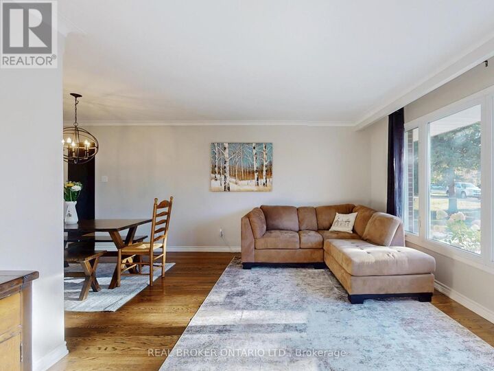 Property Photo:  15 Jasmine Crescent  ON L4A 7X4 