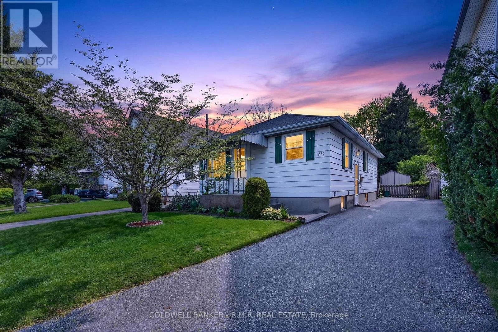 Property Photo: 275 Oshawa Boulevard North ON L1G 5T2