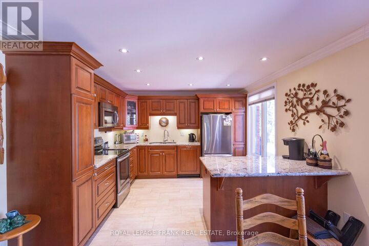 Property Photo:  200 East Street South 607  ON K0M 1A0 