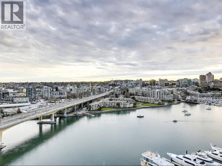 Property Photo:  1033 Marinaside Crescent 2706  BC V6Z 3A3 