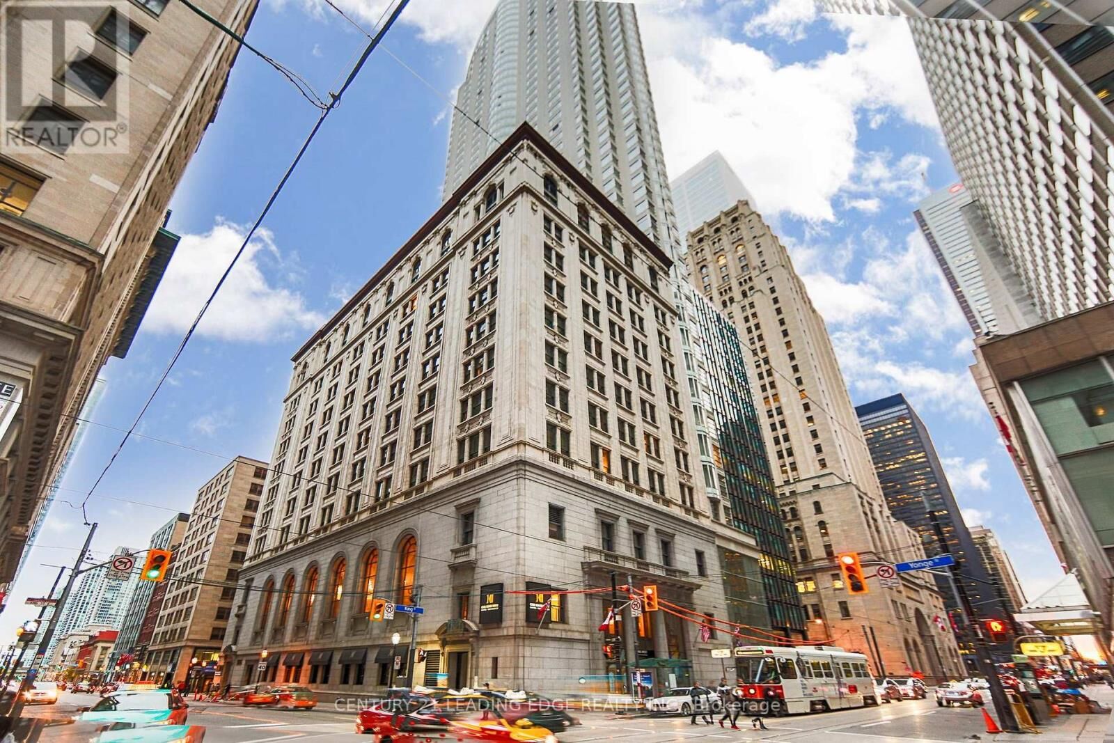 Property Photo:  1 King Street West 1013  ON M5H 1A1 