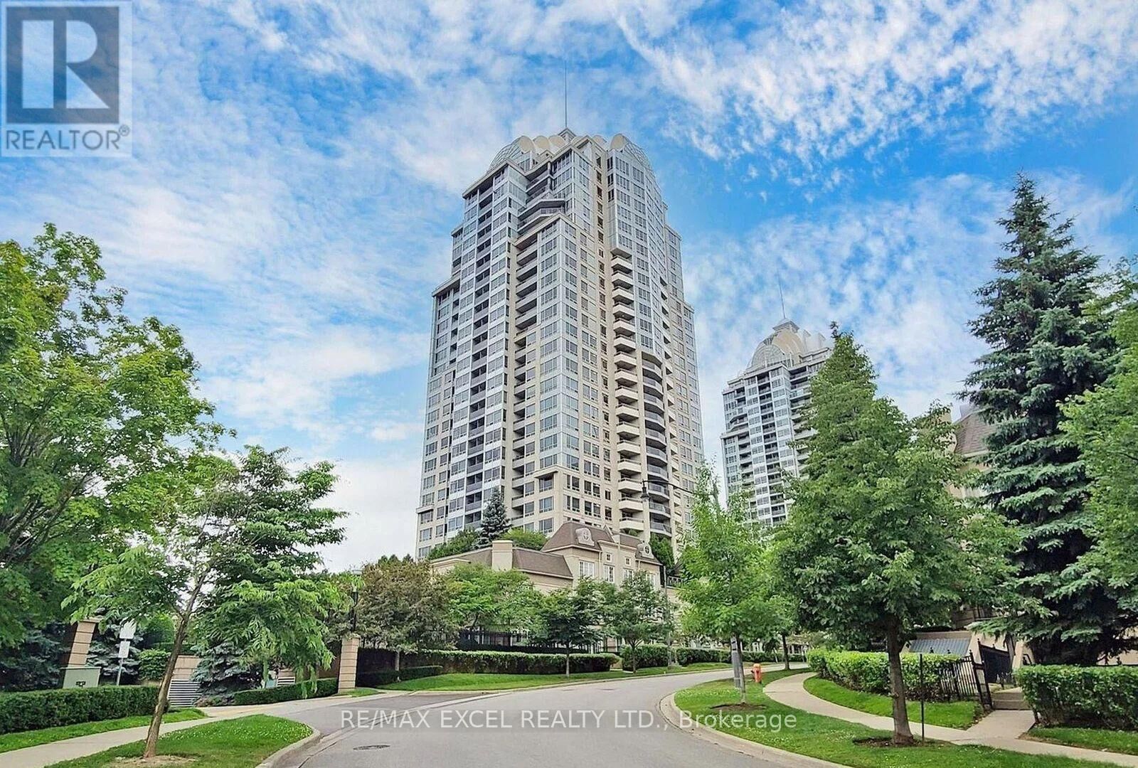 Property Photo:  1 Rean Drive 1313  ON M2K 3C1 