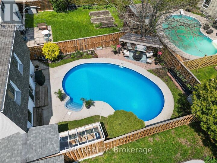 Property Photo:  1073 St Germain Crescent  ON K1C 2L7 