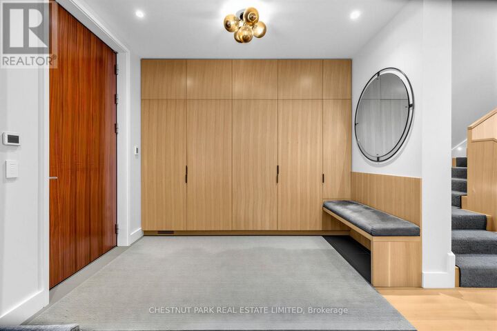 Property Photo:  55 Farnham Avenue  ON M4V 1H6 