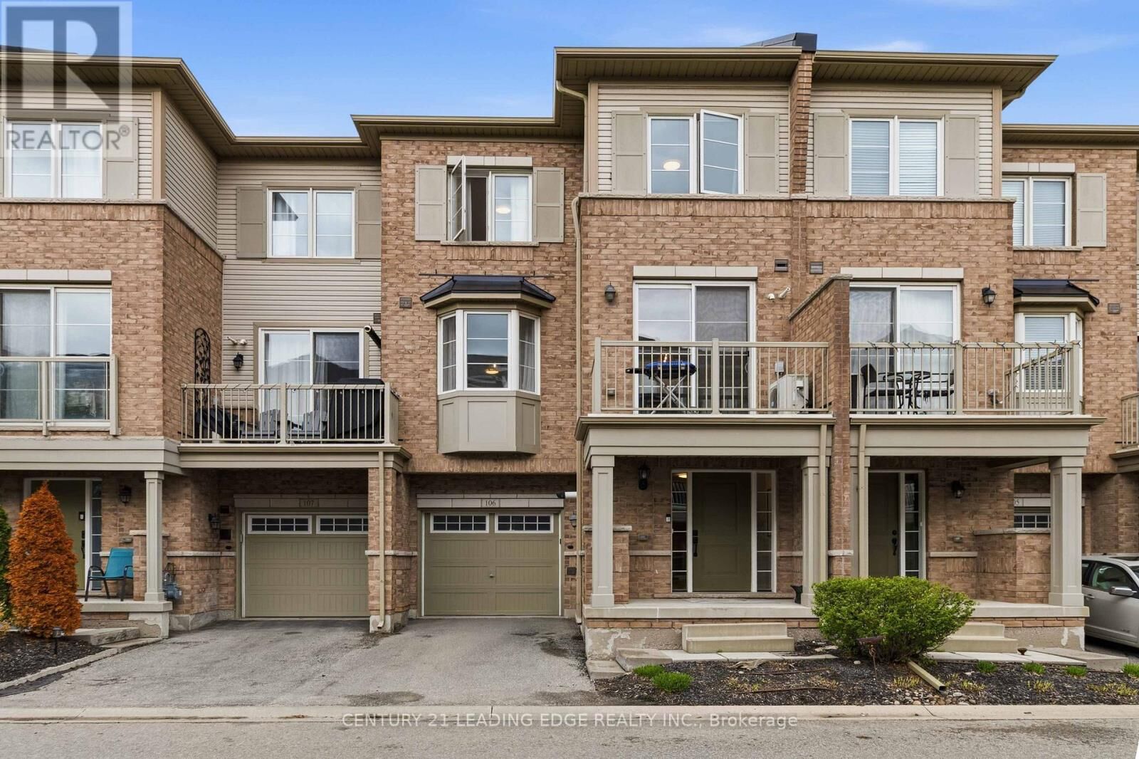 Property Photo: 165 Hampshire Way 106 ON L9T 8M7