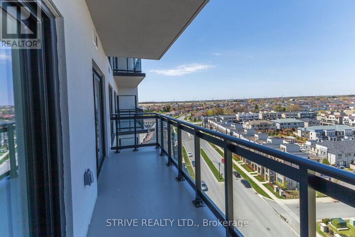 Property Photo:  51 Clarington Blvd Boulevard 1015  ON L1C 0H6 