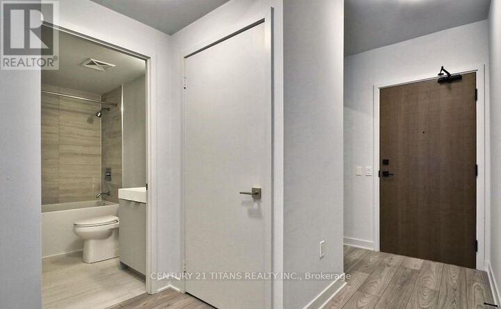 Property Photo:  2920 Hwy 7 1310  ON L4K 0P4 