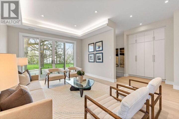 Property Photo:  4 Drake Crescent  ON M1M 1A2 