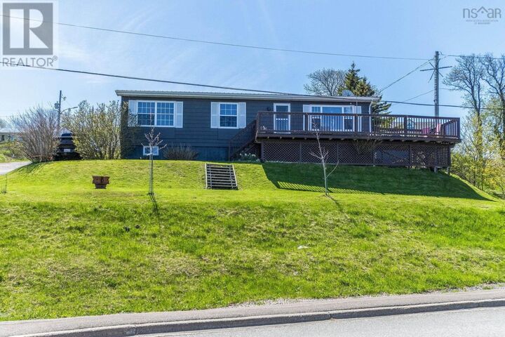 Property Photo:  7 Dale Avenue  NS B0E 2G0 