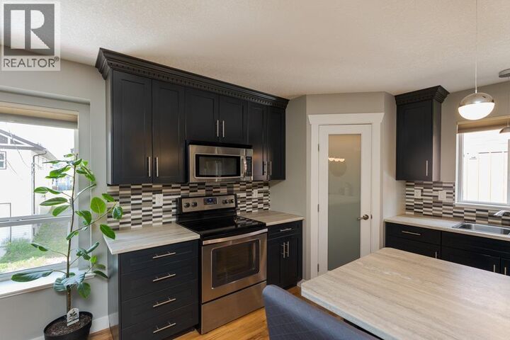 Property Photo:  1693 7th Avenue 104  BC V2L 0C1 
