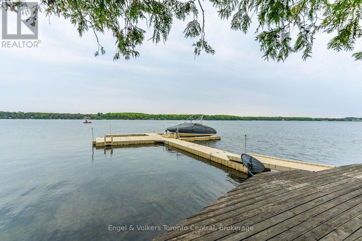Property Photo:  14 Victoria Island  ON N0H 1H0 