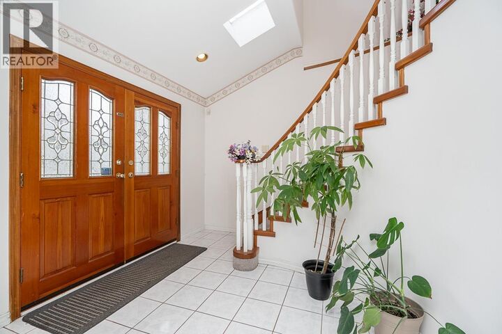 Property Photo:  726 East 56th Avenue  BC V5X 1R9 