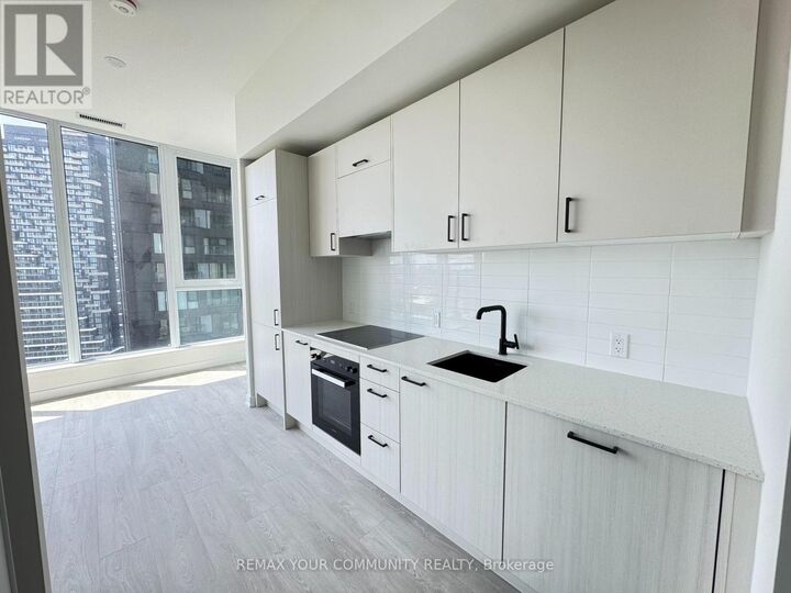 Property Photo:  1 Quarrington Lane 2704  ON M3C 0S4 