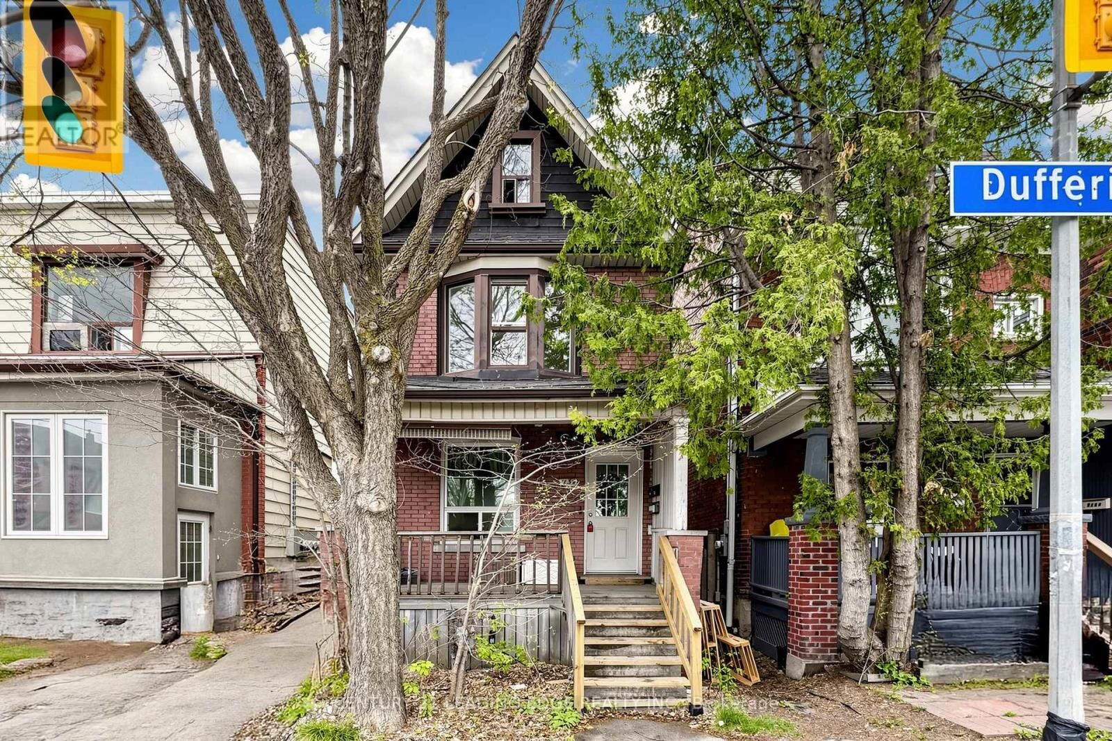Property Photo:  1132 Dufferin Street  ON M6H 4B6 