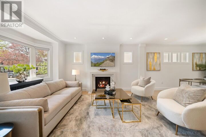 Property Photo:  68 Cranbrooke Avenue  ON M5M 1M4 