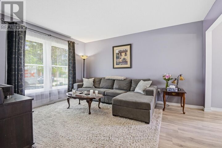 Property Photo: 6864 Sunrise Court ON L2G 7V2