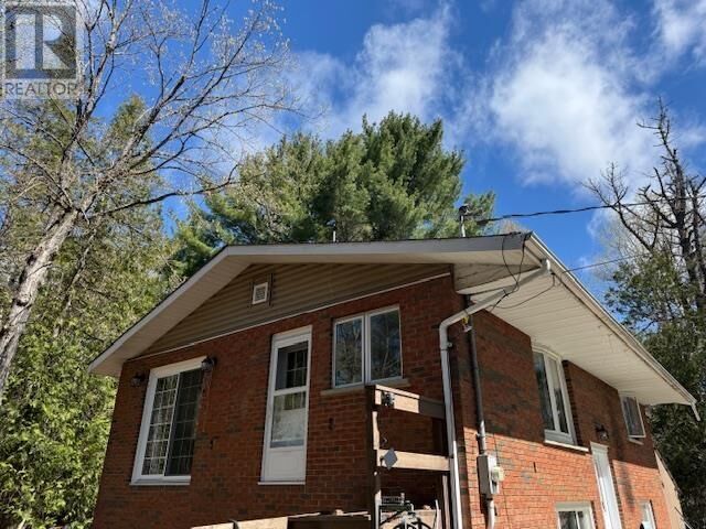 Property Photo: 372 Highway 552 W ON P0S 1E0
