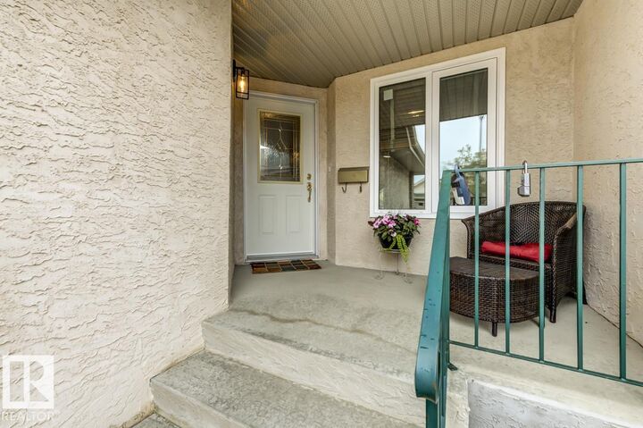 Property Photo:  1601 Clover Bar Road 32  AB T8A 5Y8 