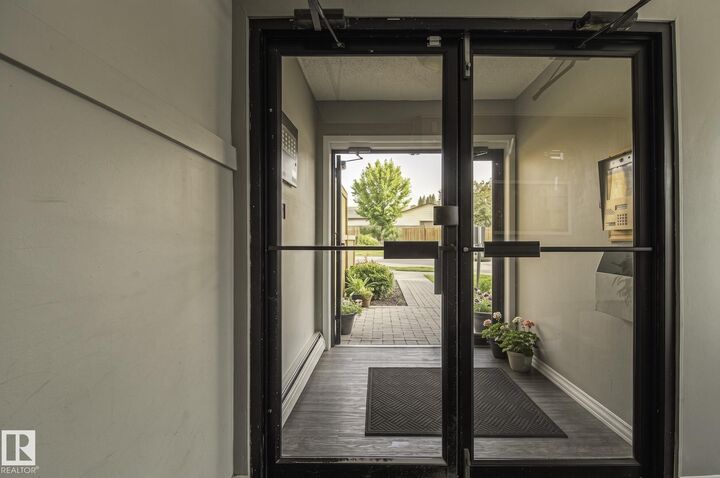 Property Photo:  95 McKenney Avenue 130  AB T8N 2Y2 