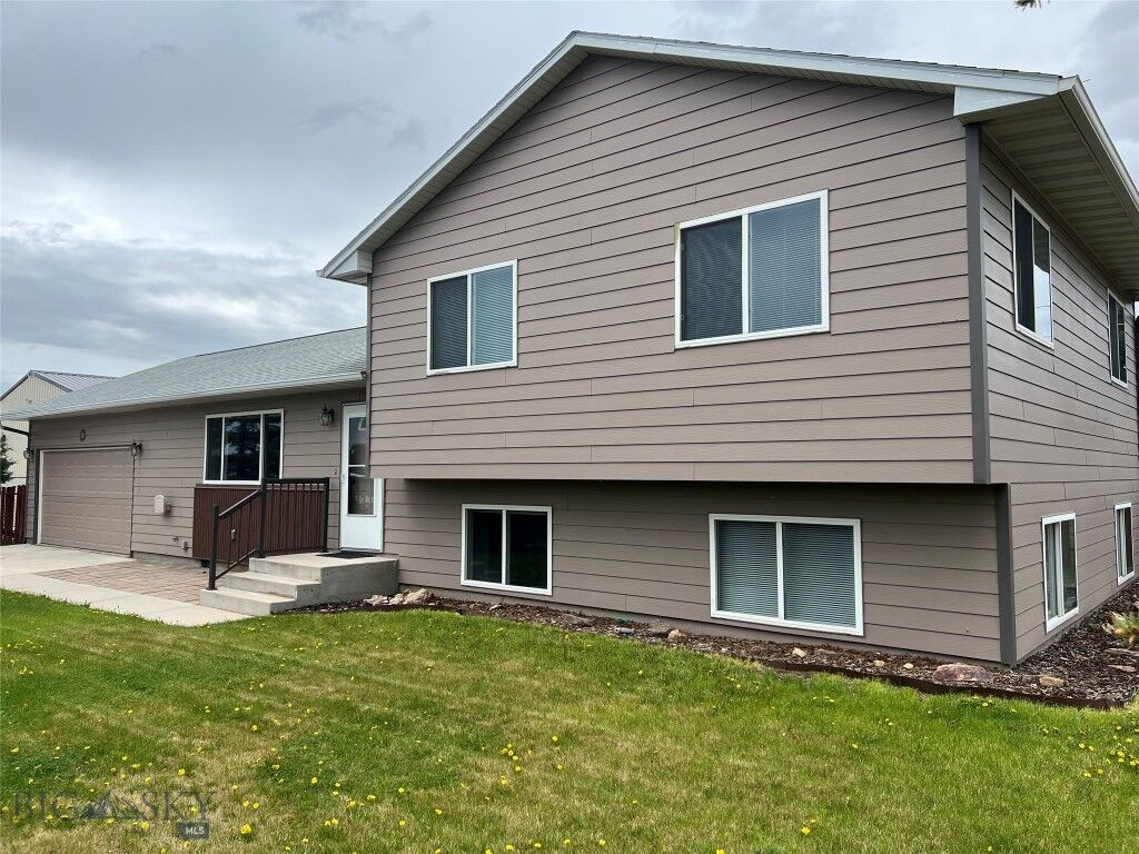 Property Photo:  2935 Elm  MT 59701 