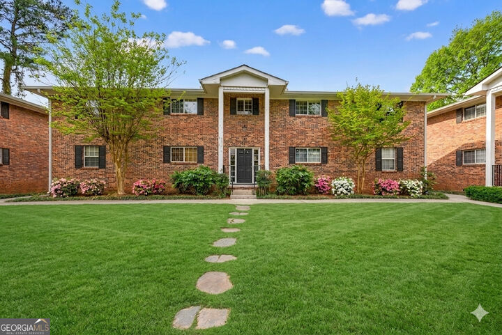 Property Photo:  315 Hilderbrand Drive B4  GA 30328 
