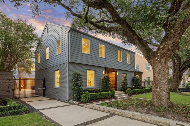 Property Photo:  2420 Locke Lane  TX 77019 