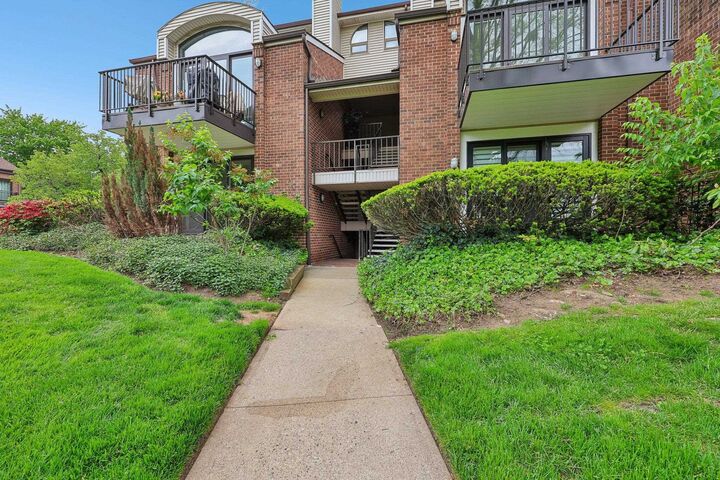 Property Photo: 1 Peabody Ct NJ 07666