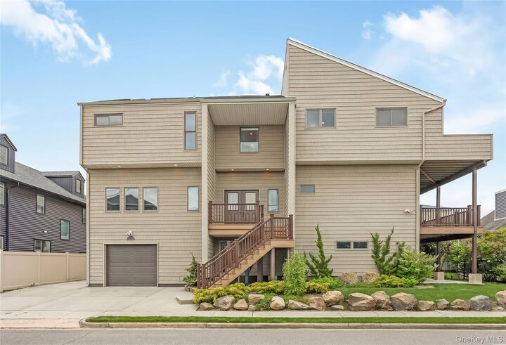 Property Photo:  29 Bath Street  NY 11561 
