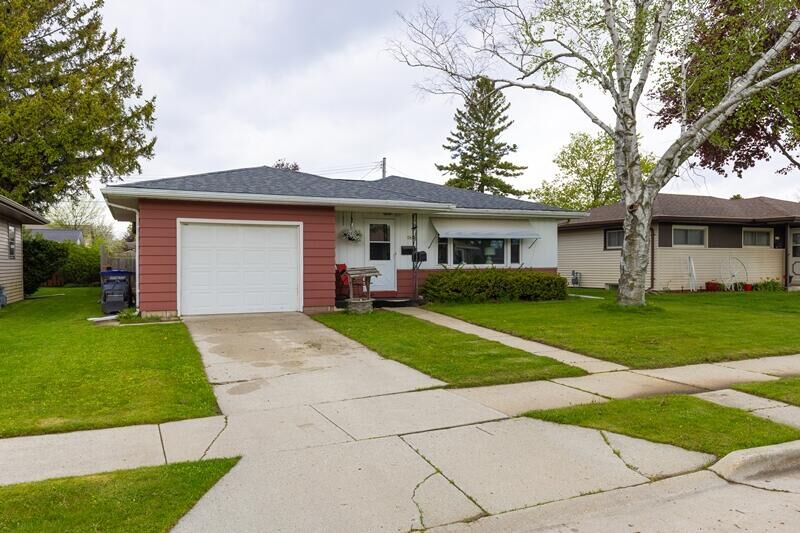 Property Photo: 3410 S 10th Pl WI 53081