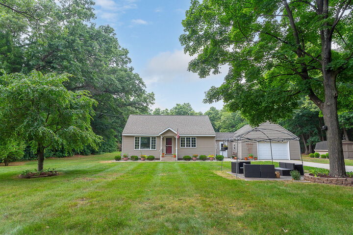Property Photo: 4582 Hall Road MI 49442