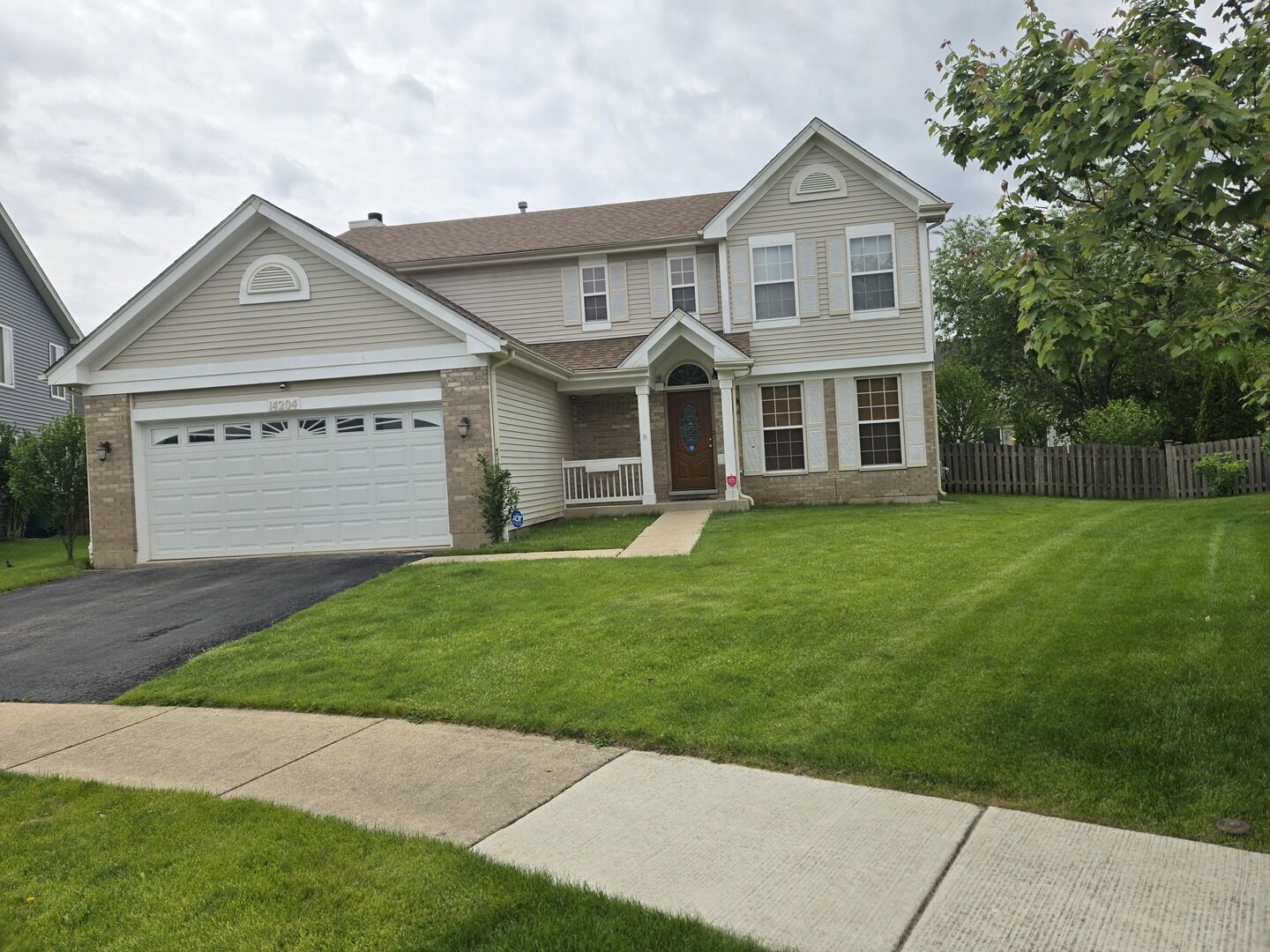 Property Photo: 14204 S Lehigh Drive IL 60544