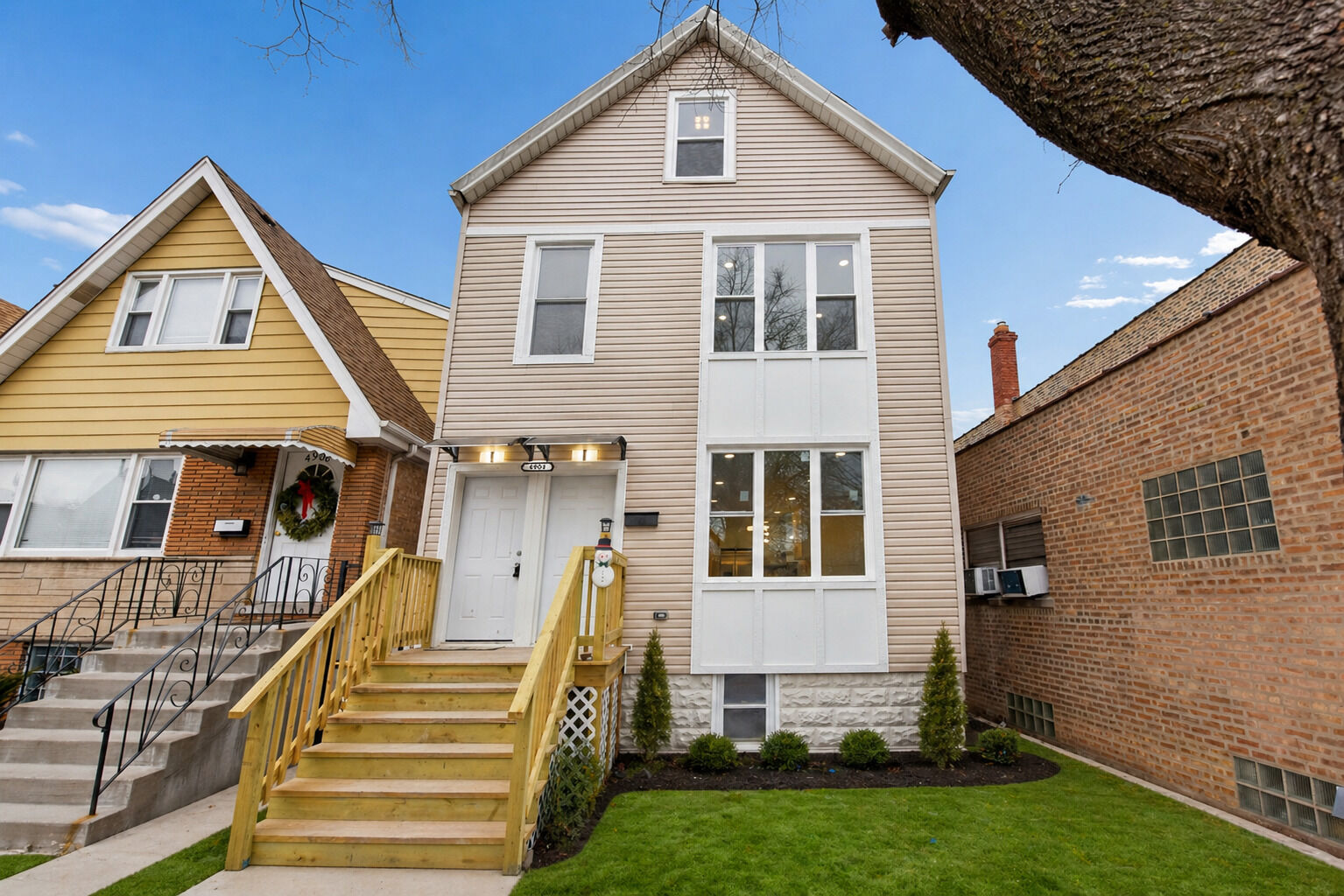 Property Photo:  4904 W 31st Street  IL 60804 
