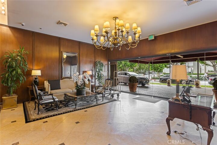 Property Photo:  10550 Wilshire Boulevard 302  CA 90024 