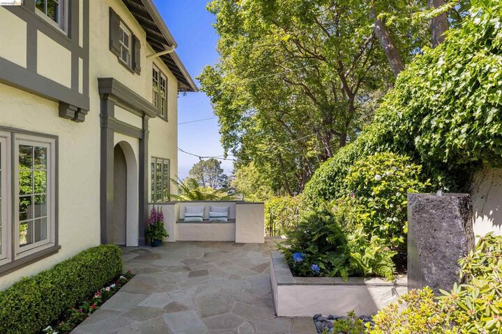 Property Photo:  900 Euclid Ave  CA 94708 