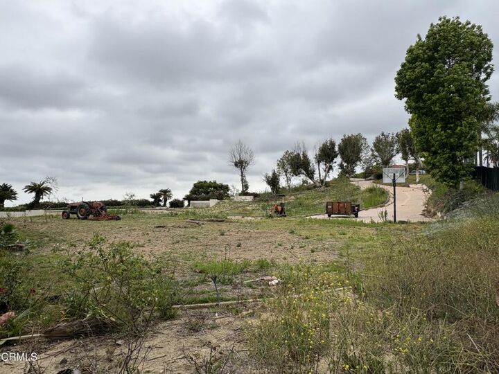 Property Photo:  690 Corriente Court  CA 93010 