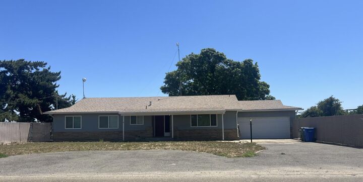 Property Photo: 1936 Clinton Road CA 95326