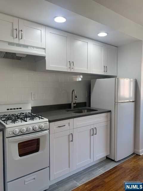 Property Photo:  431 Grand Avenue 8  NJ 07605 