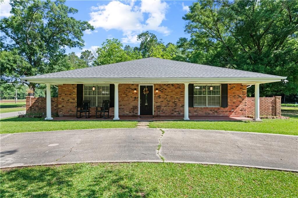 Property Photo: 13329 N Larussa Lane Lane LA 70443