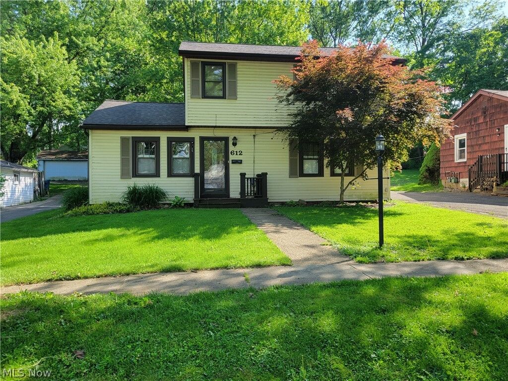 Property Photo: 612 Cuyahoga Street OH 44240