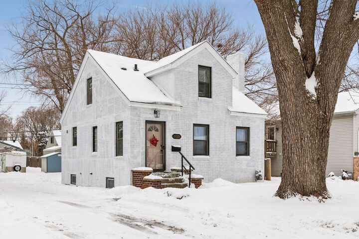 Property Photo:  6520 15th Avenue S  MN 55423 