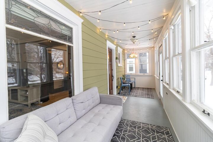 Property Photo:  826 Blair Avenue  MN 55104 