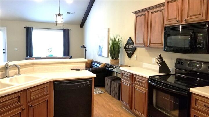 Property Photo:  205 NE J Street 1  AR 72712 