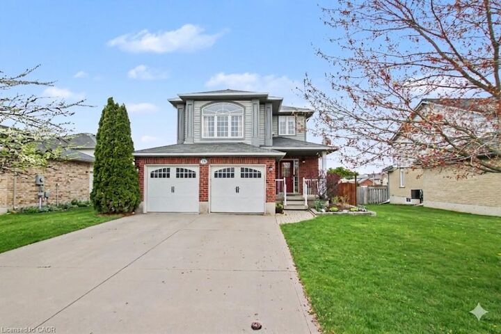 Property Photo:  18 Poldon Drive  ON N0J 1P0 