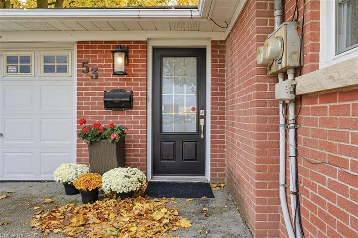 Property Photo:  53 Livingston Avenue  ON L3M 1L3 