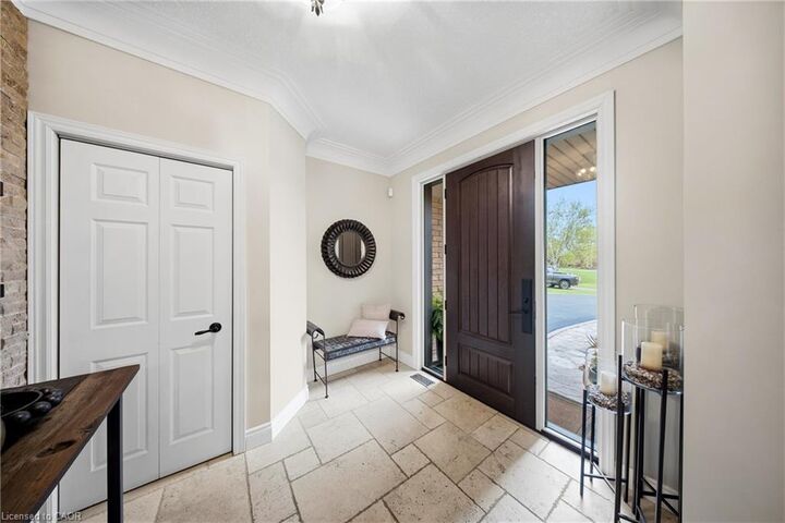 Property Photo:  1 McDonald Place  ON N0B 1W0 