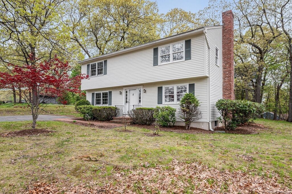 Property Photo: 385 N Broadway MA 01832